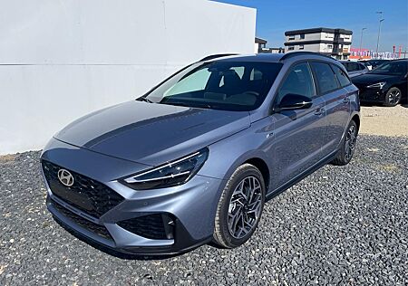 Hyundai i30 Kombi PREMIUM N-LINE SHZ NAVI PDC RFK 1.5...