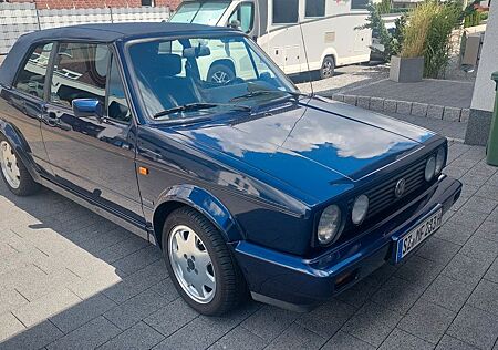 VW Golf Volkswagen 1 Cabrio Automatik Classicline