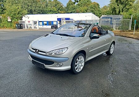 Peugeot 206 CC Roland Garros 110 TÜV NEU /09/2027/2-Hand
