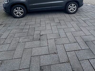 Volkswagen Tiguan 1.4 TSI BlueMotion Tech Sport & Style...
