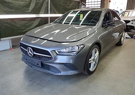 Mercedes-Benz CLA 200 Leder Navi LED Sitzheizung