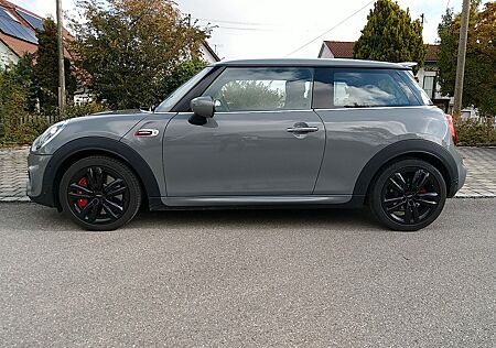 Mini John Cooper Works JCW 231PS Vollleder Garage Sommerf. Handschalter