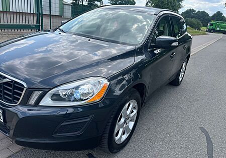 Volvo XC 60 XC60 D4 AWD Geartronic Kinetic