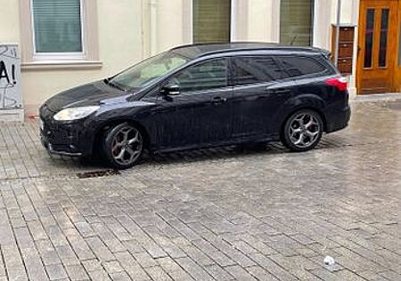 Ford Focus 2,0 EB ST Leder-Sport-Paket Turnier ST