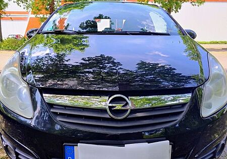 Opel Corsa 1.2 Automatik