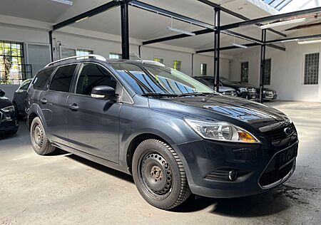Ford Focus Turnier Ghia *2.HD*PDC*KLIMAAUTO*