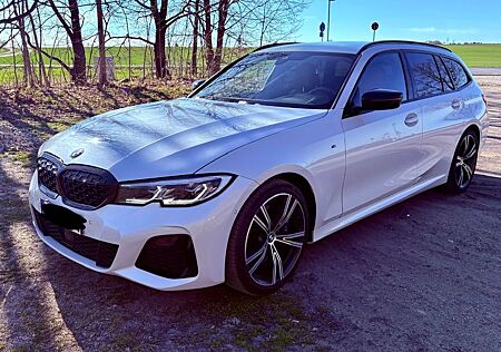 BMW 340 M340d xDrive Touring Auto -