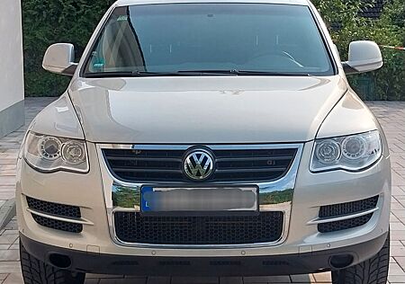 VW Touareg Volkswagen 2.5 TDI DPF Tiptronic -
