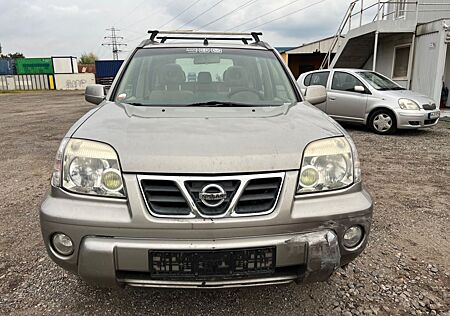 Nissan X-Trail 2,2 Di Elegance