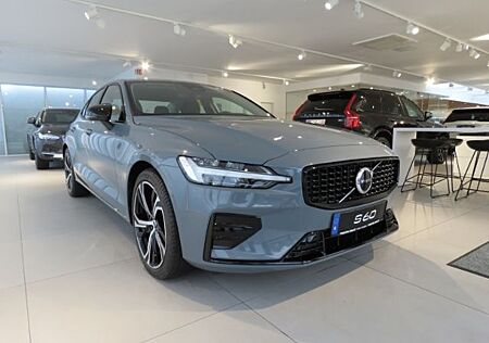 Volvo S60 B4 Plus Dark 19Zoll Harman/Kardon Leder Fahr