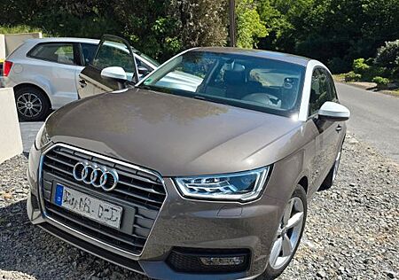 Audi A1 1.0 TFSI ultra design design