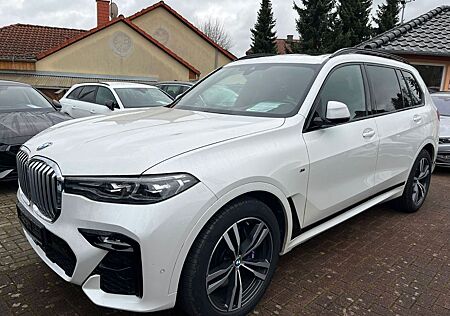 BMW X7 xDrive 40d M Sport /HUD/PANO/7 SITZER/1.HAND