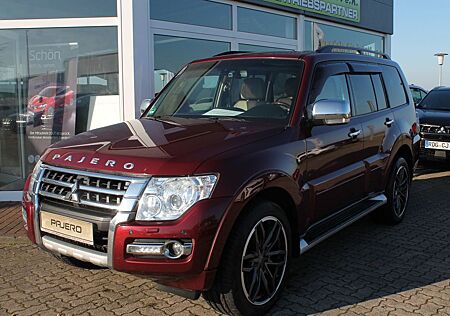 Mitsubishi Pajero 3.2 DI-D Top/Standh./ AHK/Winterräder