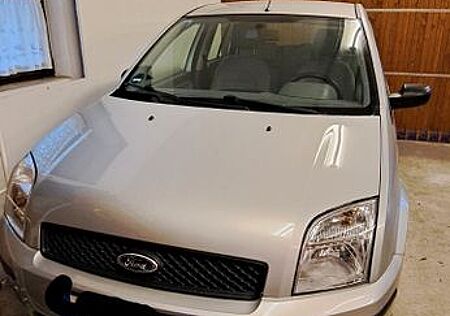 Ford Fusion 1,6 16V Trend Autom. Trend