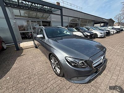 Mercedes-Benz E 220 d T/Avantgarde/7 Sitze/Leder/Xenon-LED