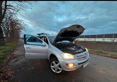 Mercedes-Benz ML 320 CDI 4MATIC -AHK/ANDROID SYS./TÜV NEU
