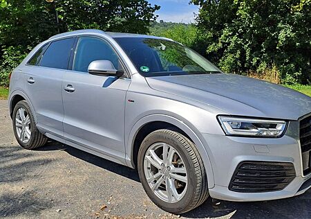 Audi Q3 1.4 TFSI S-Line AHK LED Pano S-tronic
