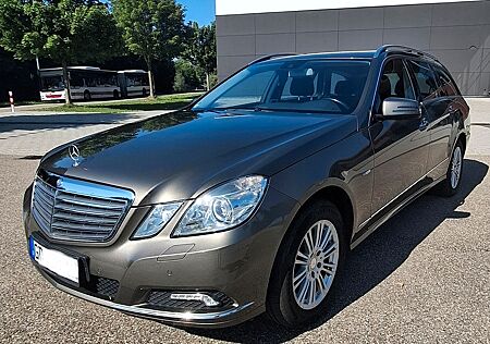 Mercedes-Benz E 250 CGI T ELEGANCE, Tüv und KD neu, gepflegt !