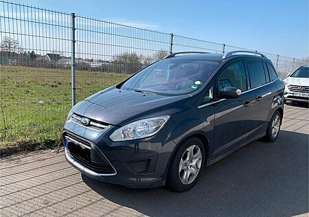 Ford C-Max 1,6TDCi 85kW Champions Edition Champio...