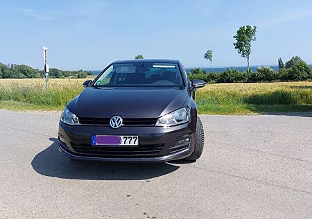 VW Golf Volkswagen TÜV/AU, Inspektion und Zahnriemen NEU