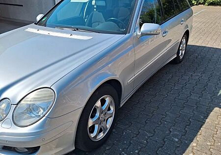 Mercedes-Benz E 280 CDI 4MATIC T AVANTGARDE Avantgarde
