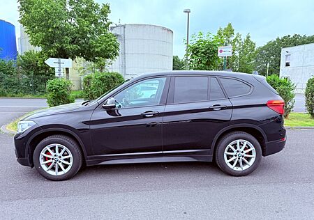 BMW X1 Baureihe sDrive 18 d Aut.Pano.Kamera.LED