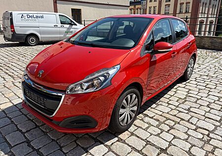 Peugeot 208 1.0 Active PureTech Active Klima Checkheft