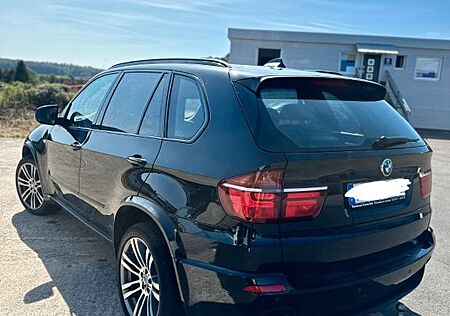 BMW X5 xDrive30d SPORT - MOTOR NEU