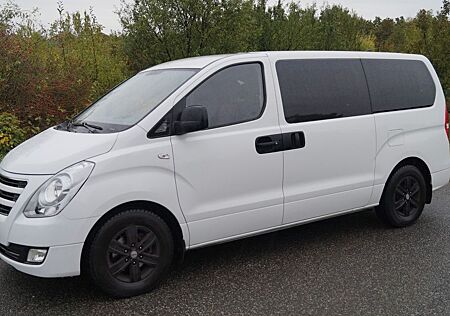Hyundai H-1