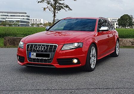 Audi S4 3.0 TFSI S tronic quattro Avant - Brillantrot