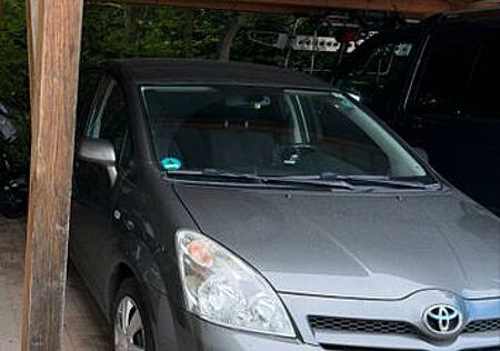 Toyota Corolla Verso 1.8-l-VVT-i Sol Sol