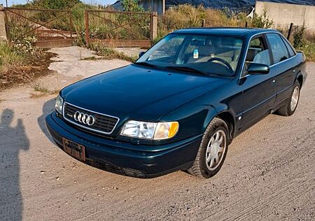 Audi 100