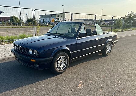 BMW 318i Cabrio E30