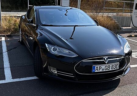 Tesla Model S 85 - Gratis Supercharger