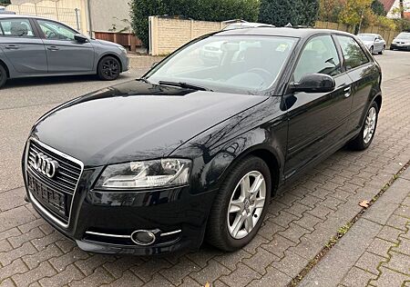 Audi A3 1.4 TFSI Attraction Klimaautomatik Navi Alu