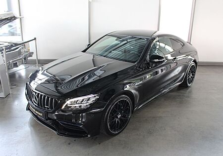 Mercedes-Benz C 63 AMG Coupé Night Performance COMAND Burmest.