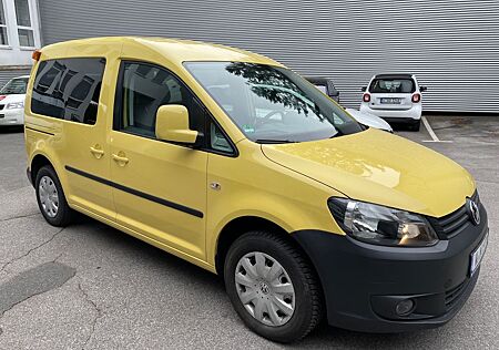 VW Caddy Volkswagen 1,6TDI 55kW BMT Trendline Rollstuhlrampe