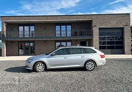 Skoda Superb Combi Active
