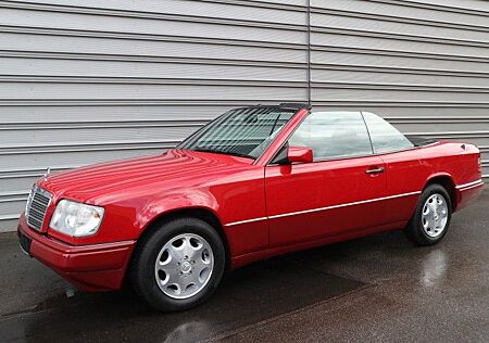Mercedes-Benz E 200 Cabriolet original 51500 KM!!!