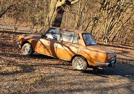 Wartburg 353 W Chrome Teilrestauriert