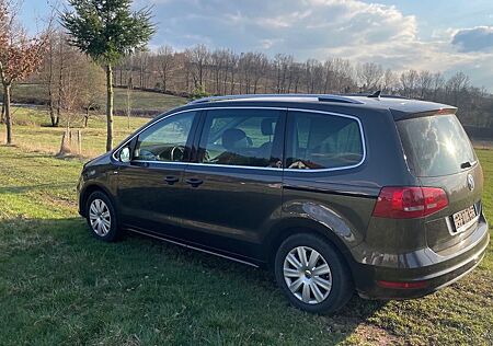 VW Sharan Volkswagen 2.0 TDI 4MOTION BMotion Technology Cu...