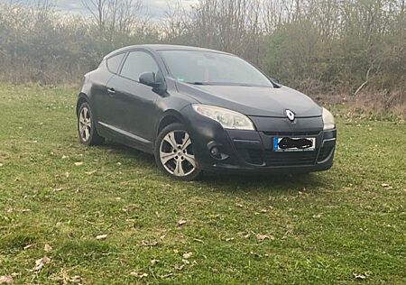 Renault Megane Coupé Dynamique TCe 180 Dynamique