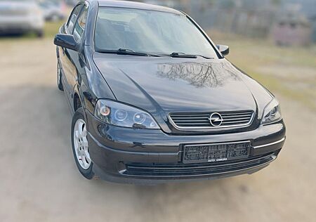 Opel Astra 1.6 Selection Selection