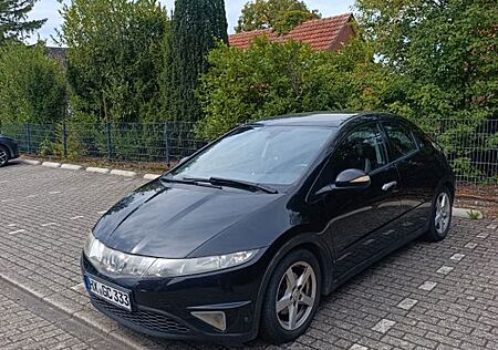 Honda Civic 1.4 TÜV bis 04/2027