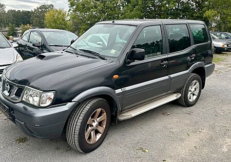 Nissan Terrano II Automatikgetriebe*Klima