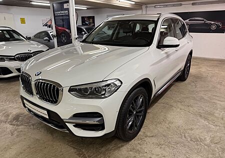 BMW X3 30d,HUD,AHK,Leder,Kamera, Driving + Park Plus