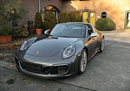 Porsche 991 911 Targa 4 GTS KERAMIK PCCB*LIFTSYSTEM*BOSE