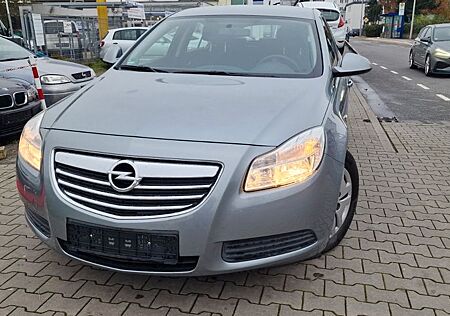 Opel Insignia A Lim. Selection 1 HAND