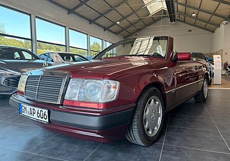 Mercedes-Benz 300 CE-24 Cabrio Sports Line *H-Kennzeichen*