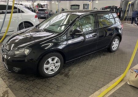 VW Golf Volkswagen 1.4 TSI 90 kW Highline Scheckheft TÜV neu